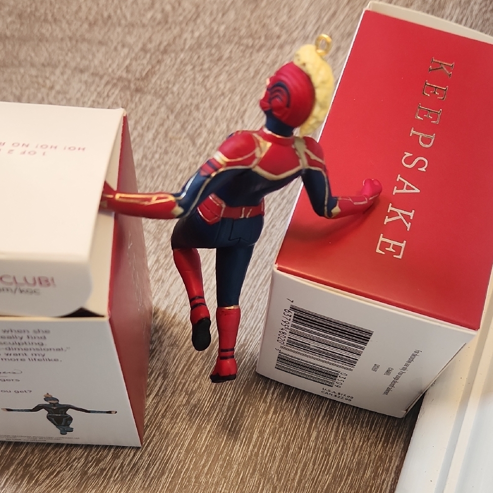 Hallmark Captain Marvel Keepsake Ornament - Picture 9 of 10